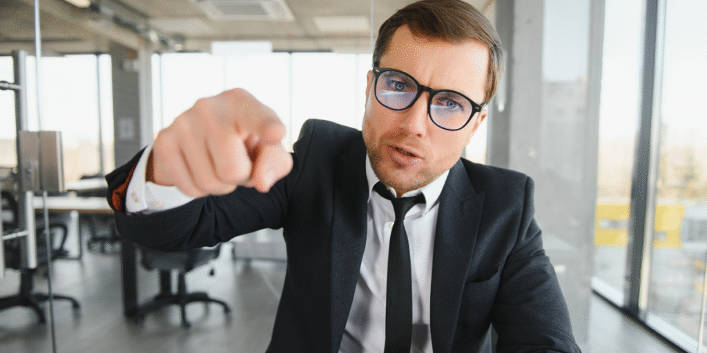 Os chefes ainda existem?